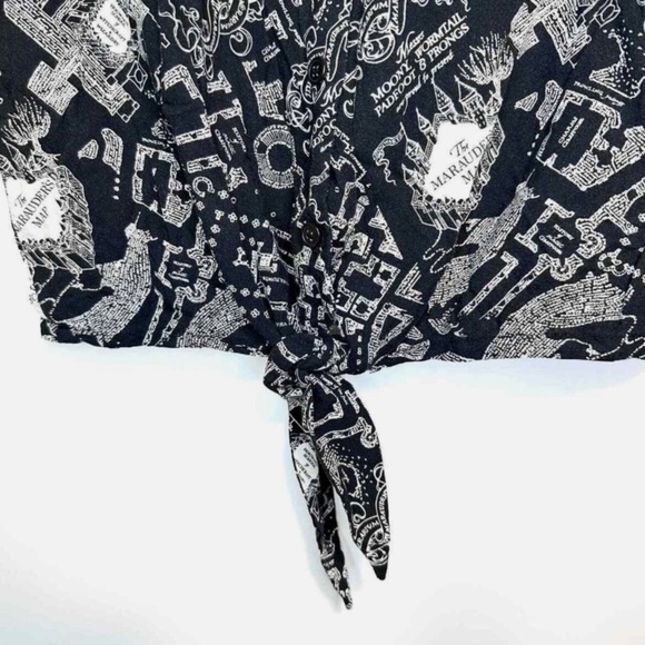Hot Topic Harry Potter Marauder’s Map Tie-Front Woven Top Size XS Black Casual - Picture 13 of 15